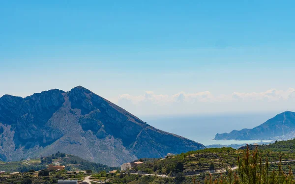 Berg- und Küstenblick, Spanien — Stockfoto