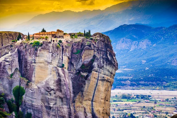 Monastery of the Holy Trinity i in Meteora, Greece — Stock Photo, Image