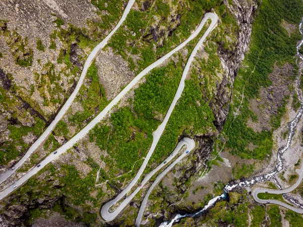 在挪威的 trollstigen 山路 — 图库照片