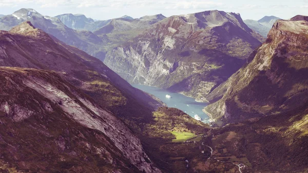 Geirangerfjord desde el punto de vista Dalsnibba, Noruega —  Fotos de Stock