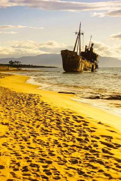 Le célèbre naufrage près de Gythio Grèce — Photo