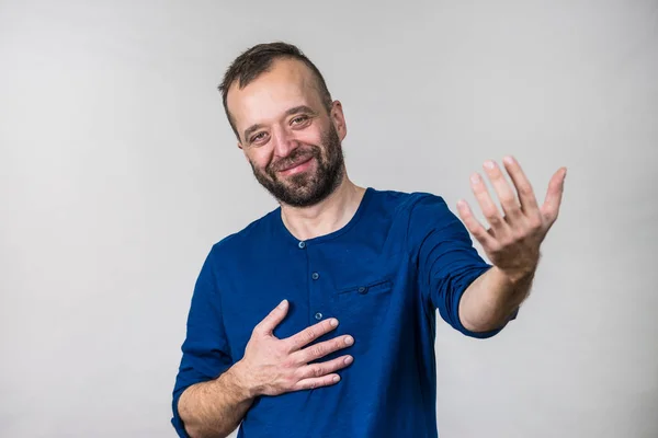 Hombre fingiendo ser actor — Foto de Stock