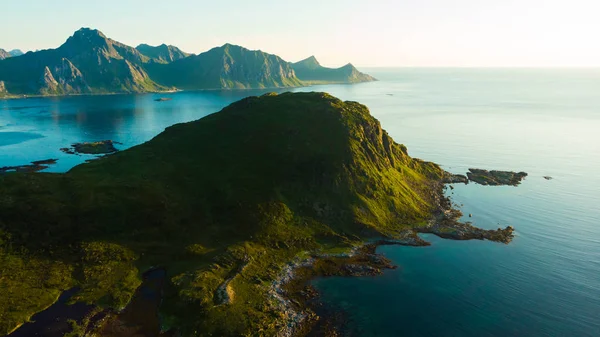 挪威罗弗顿韦斯特瓦戈岛的海景 — 图库照片