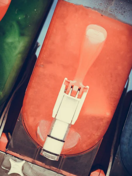 Renkli dondurma Slaş güler yüzlü makine — Stok fotoğraf