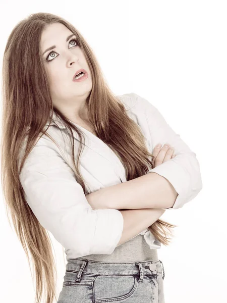 不一致表情を失望を持つ茶色の髪の若い女性のイライラ 不満いっぱい — ストック写真