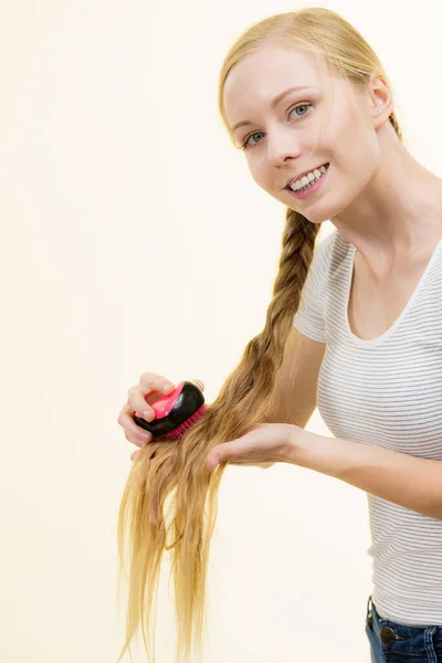 Blonde Girl Long Braid Hair Brush Girl Taking Care Refreshing — Stock Photo, Image