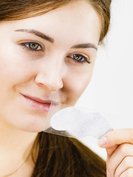 Woman Appying Clear Strips Nose Using Pore Cleansing Textile Mask — Stock Photo, Image