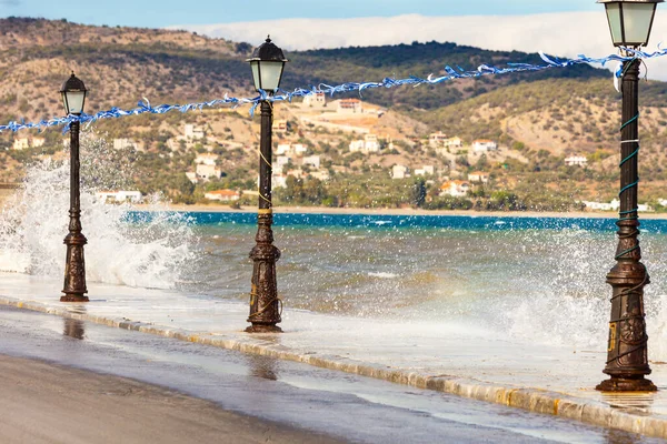 Grecja Wybrzeże Morza Kurorcie Wsi Promenada Spacerowa Nad Morzem Grecka — Zdjęcie stockowe
