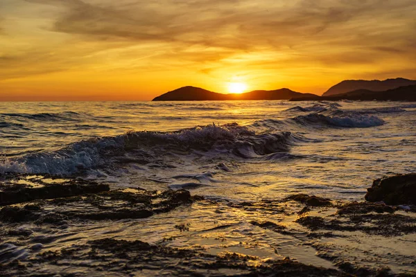 Puesta Sol Sobre Mar Paisaje Costero Playa Calblanque Murcia España —  Fotos de Stock