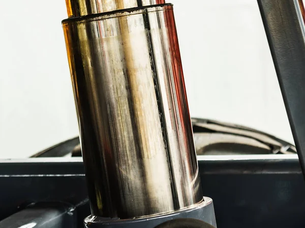 現代のマシン上の油圧メカニズム 機械の工業用詳細ピストン — ストック写真