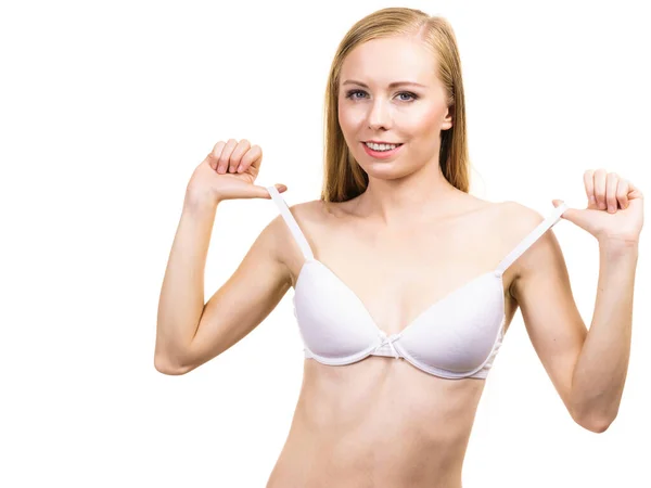Leende Kvinna Med Rem Rätt Passning Kvinnliga Bröst Vita Underkläder — Stockfoto