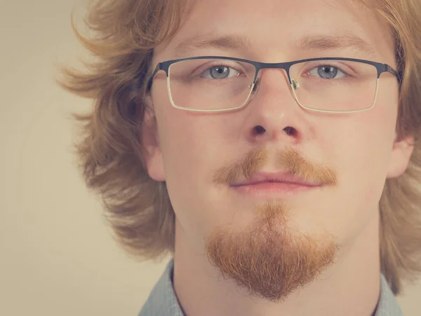 Cheerful Funny Looking Nerdy Guy Ginger Hair Eyeglasses Having Beard — Stock Photo, Image