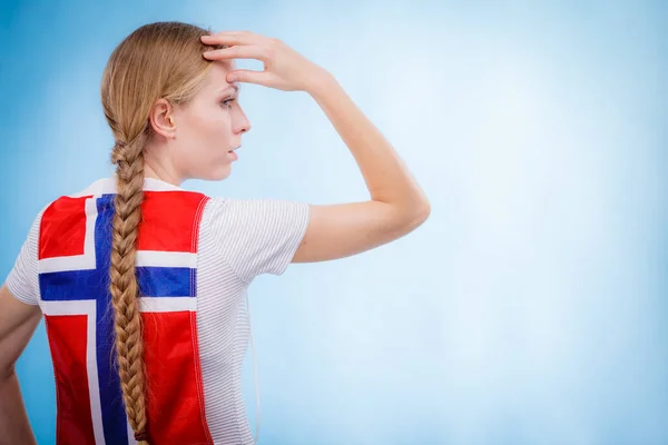 Chica Rubia Trenza Pelo Con Bandera Noruega Espalda Copiar Área —  Fotos de Stock