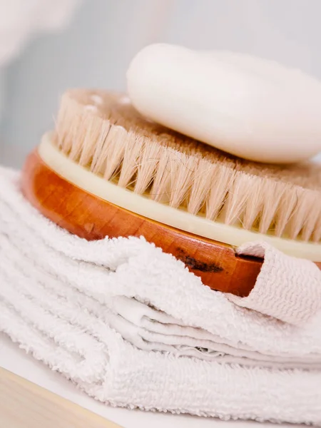 Oggetti Igiene Personale Asciugamano Pulito Spazzola Sapone Pulizia Vasca Bagno — Foto Stock