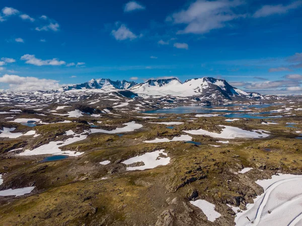 挪威的夏季山地景观 国家旅游风景线55 Sognefjellet 空中景观 — 图库照片