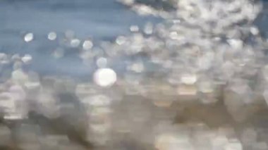 Bulanık ve bokeh arka plan nehir su