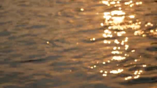 抽象模糊的背景的日落与大海 水上日落的倒影 — 图库视频影像
