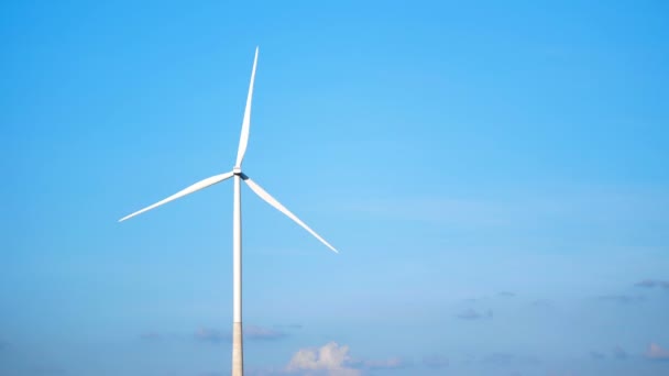 Una Turbina Eólica Una Máquina Que Puede Recibir Convertir Energía — Vídeo de stock