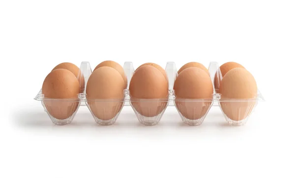 Курячі Яйця Пластиковій Коробці Ізольовані Білому Тлі Відсічними Контурами — стокове фото