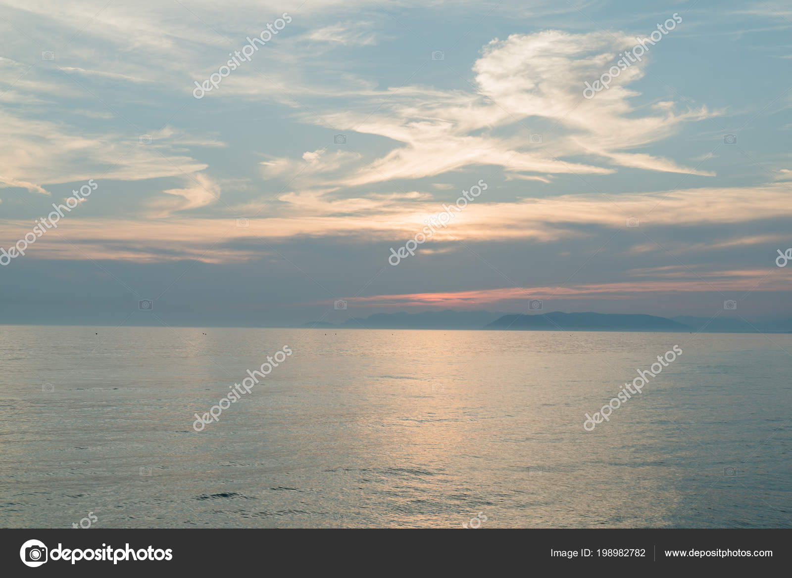 Mer Et Coucher De Soleil Orange Photographie Tarafoto