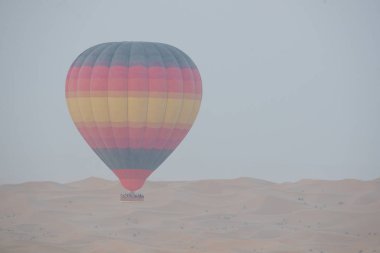 uçan hava balonu