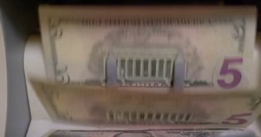 Bize dolar Lirası Döviz Alım Counter makine üstünde güveniyor