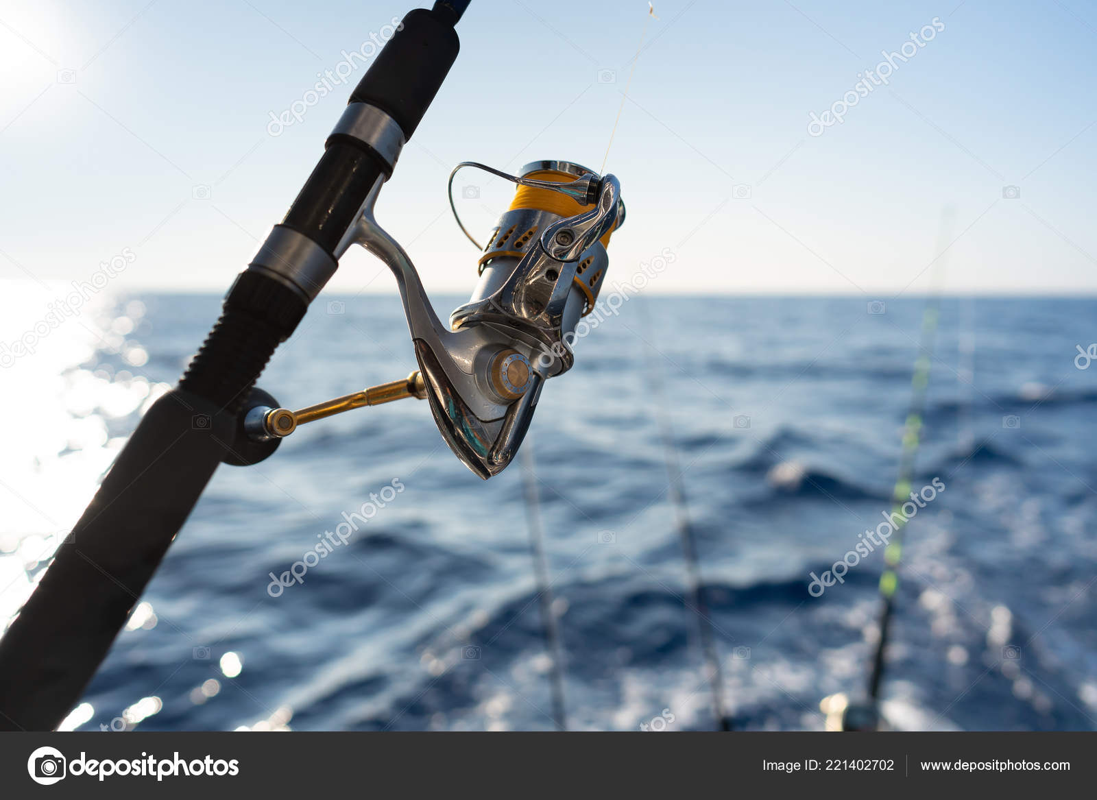 Fishing Rod Saltwater Motor Boat Fishery Day Blue Ocean Successful — Stock  Photo © tarafoto #221402702