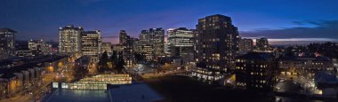 Bellevue Wa manzarası alacakaranlıkta