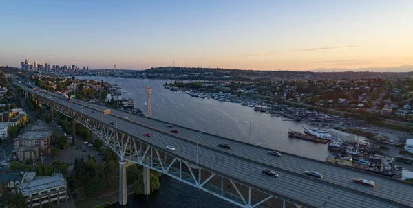 Interstate 5 Seattle köprü hava bakış şehir