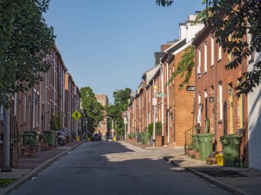 Baltimore, Maryland/Amerika Birleşik Devletleri - 24 Mayıs 2018: Tuğla satır evleri Federal Hill mahallesinde