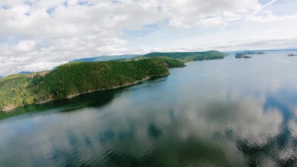 Colombie-Britannique Canada Sunshine Coast antenne Perspective Copeland parc maritime des îles Bliss Landing