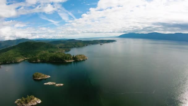 Kolumbia Brytyjska Kelly Wyspa Charzykowy Billings Przybrzeżnych Widok Lotu Ptaka — Wideo stockowe