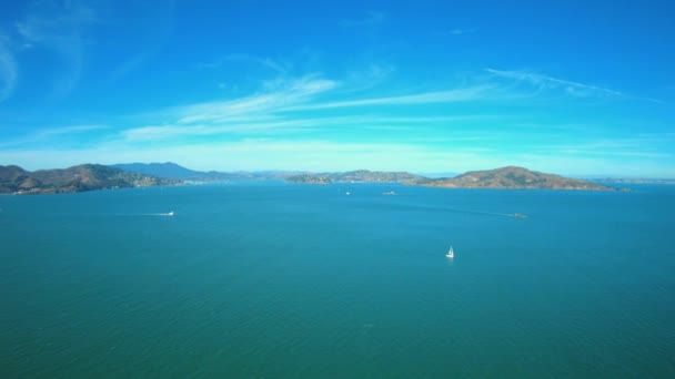 Вітрильники Затоці Сан Франциско Пташиного Польоту Вертольота — стокове відео
