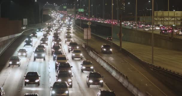 Seattle Engarrafamento Tráfego Lento Movimento Noite Veículos Sobre Viaduto Estrada — Vídeo de Stock