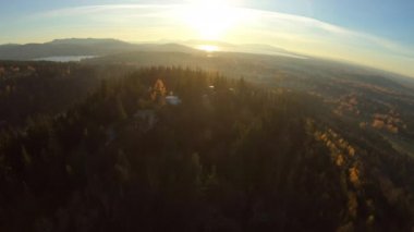 Bellingham Washington Hava anında bitti en iyi gayrimenkul manzaralı şehir Waterfront okyanus Lake Whatcom orman güneş parlamasının