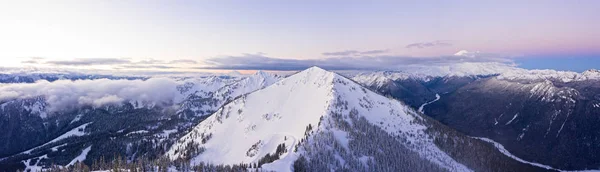 Cascade Range Winter Morning Sunrise at Crystal Mountain Washing — Stock Photo, Image