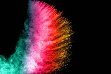 Harika renkler ve formlar kapalı vermek için siyah arka plan önünde tuhaf formlar kombine un ve toz boyalı patlayabilir.