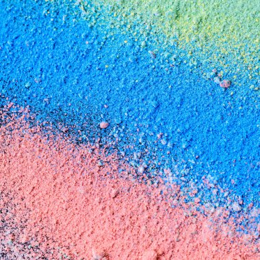 Renkli arka plan tebeşir tozu. Çok renkli toz parçacıkları