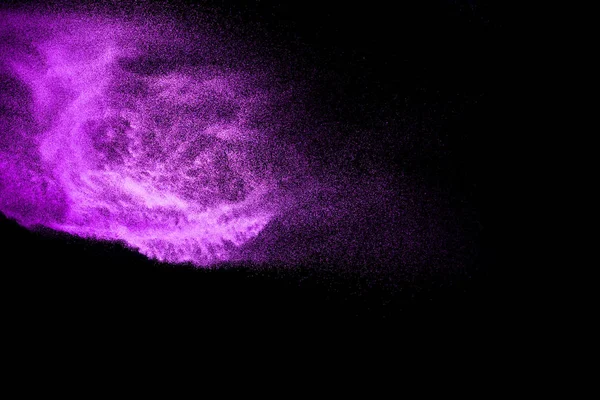 Esplosione Particelle Polvere Viola Sfondo Nero Colore Polvere Spruzzi Polvere — Foto Stock