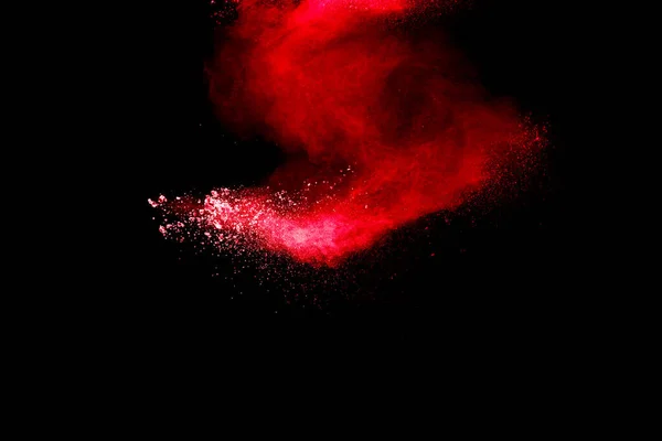 黑色背景上的红色粉末爆炸云彩 红色尘埃粒子飞溅的冻结运动 — 图库照片