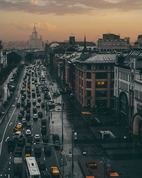Υπερυψωμένη Θέα Πόλη Μόσχα Δρόμου Αυτοκίνητα Της Κυκλοφορίας — Φωτογραφία Αρχείου