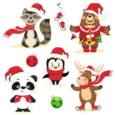 Kostümler ve kırmızı şapkalı sevimli ve komik Noel hayvanları. Vektör beyaz bir arka plan üzerinde karikatür tarzında yalıtma. Rakun, ayı, panda, penguen, geyik.