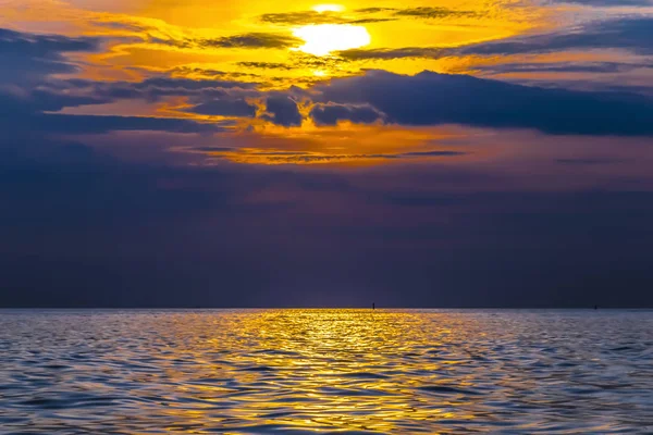 Mar Tailandia Ambiente Nocturno Sol Está Cayendo — Foto de Stock