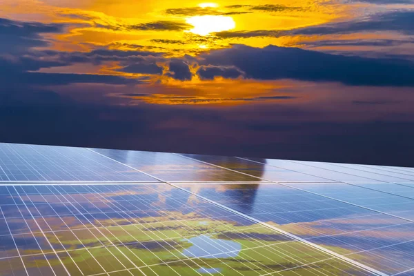 Güneş Paneli Fotovoltaik Alternatif Elektrik Kaynağı Seçici Odak Kopyalama Alanı — Stok fotoğraf