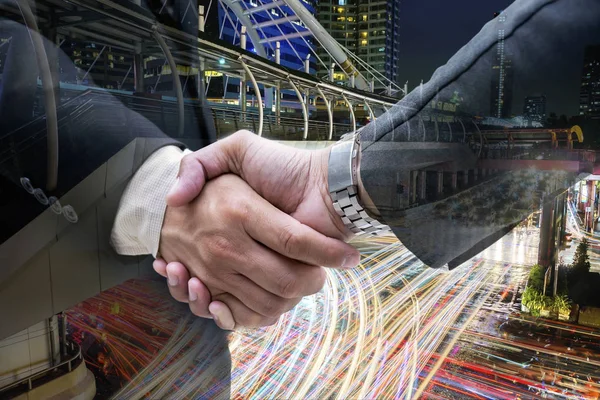 Close Business People Handshake Big City Night Background Imagem Abstrata — Fotografia de Stock