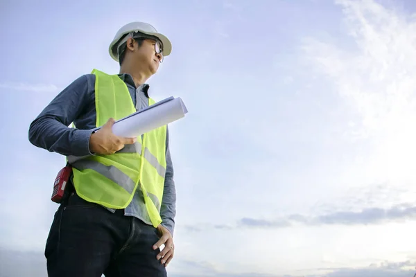 Engineering Stående Inspektion Jobbet Genom Att Hålla Projektplanen — Stockfoto