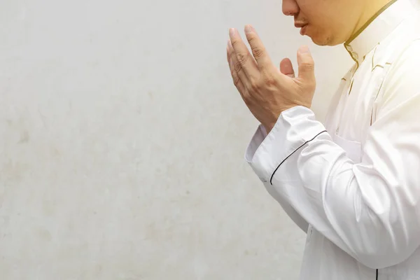 Religiöse Muslimische Mann Betet Der Moschee Männer Beten Ihren Gott — Stockfoto