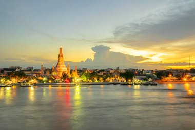 Ünlü Wat Arun, Tayland Bamgkok at.
