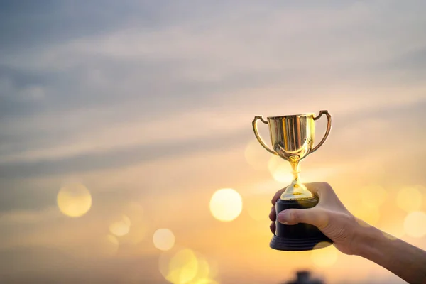 Business Man Hold Trophy Showing Success Receiving Award City Background — Stock Photo, Image