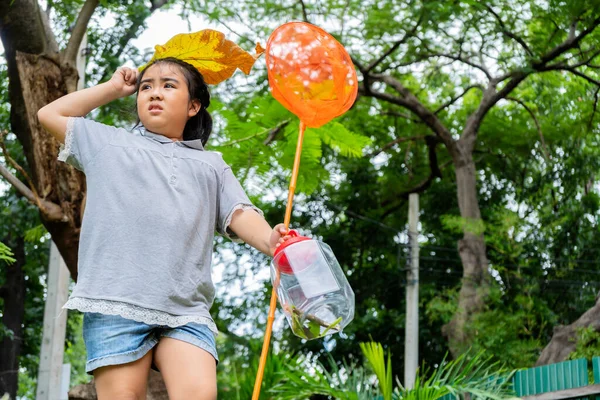 Asian Girl Protrait She Adventuring Wide World Bug Catcher — Stock Photo, Image